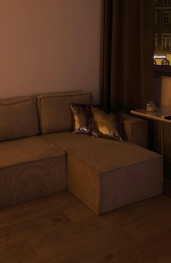 Loft Przy Placu Niepodleglosci Apartment Jelenia Gora Luaran gambar