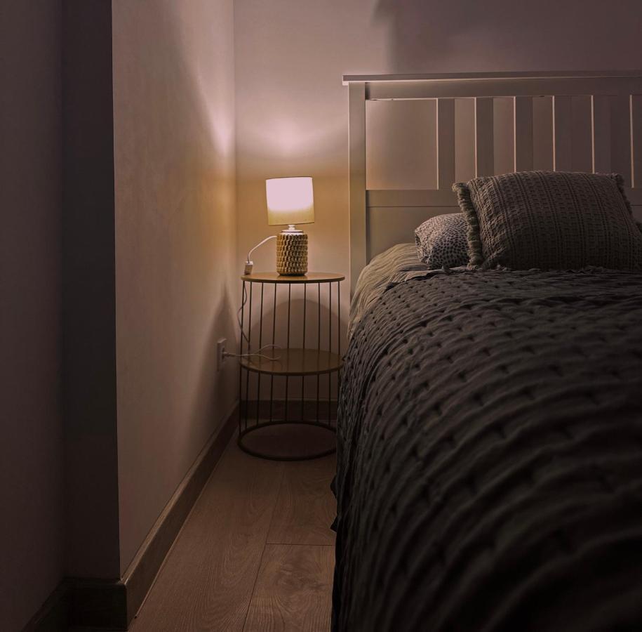 Loft Przy Placu Niepodleglosci Apartment Jelenia Gora Luaran gambar